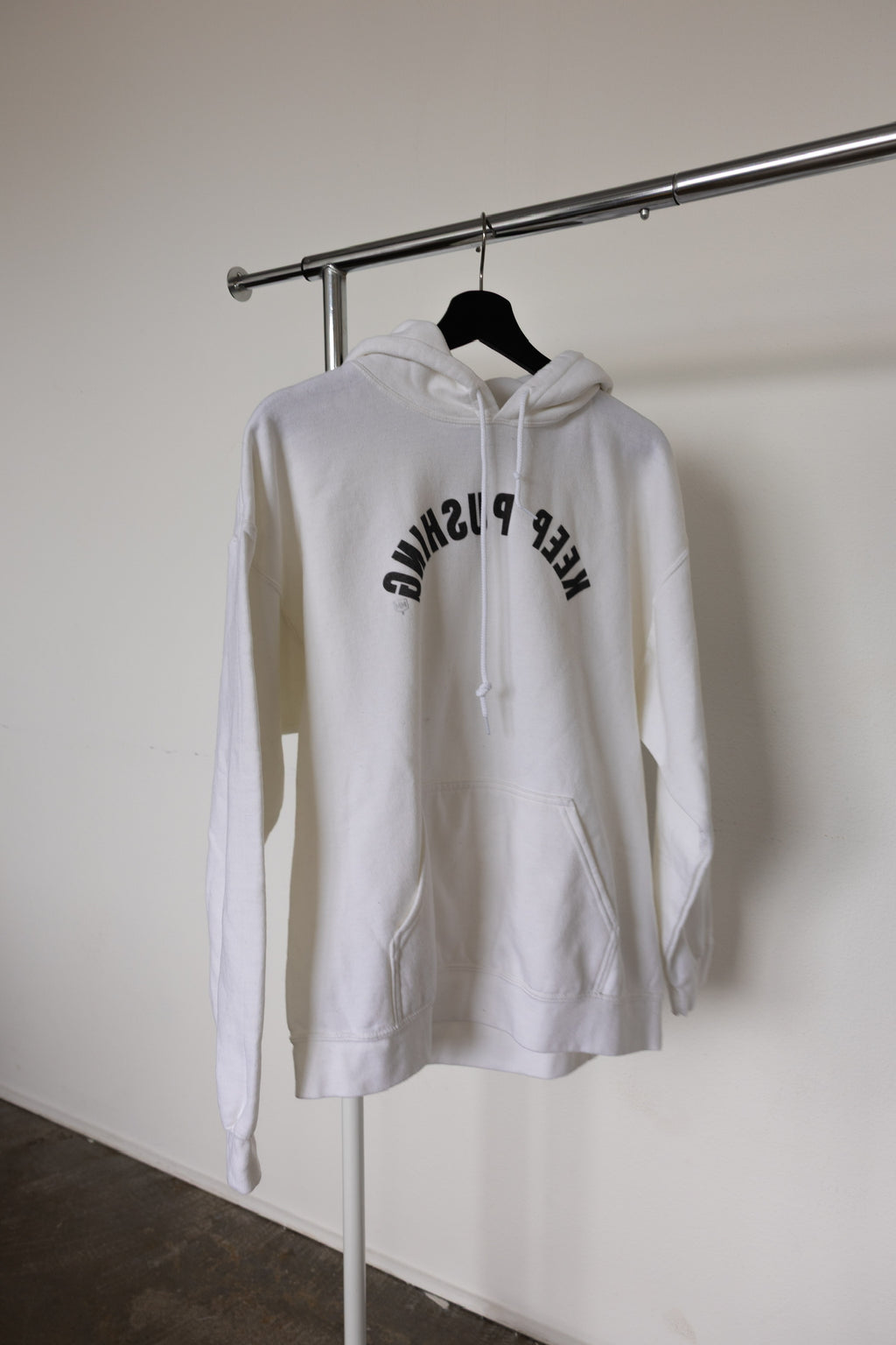 "Keep Pushing" | Mirror Motivations™ Unisex Hoodie - White