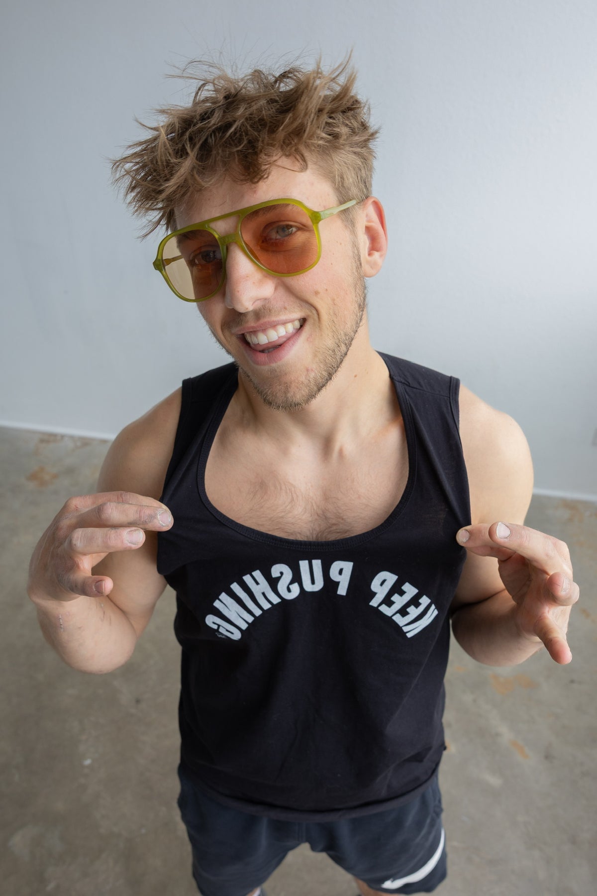 "Keep Pushing" | Mirror Motivations™ Men's Tank Top – Black